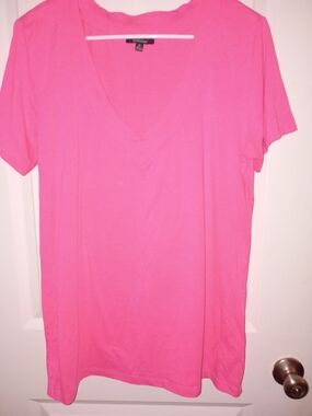 Ambience Soft V-Neck Short Sleeve Tee in Hot Pink